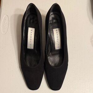 Bandolino Black Women's Square-Toe Flats